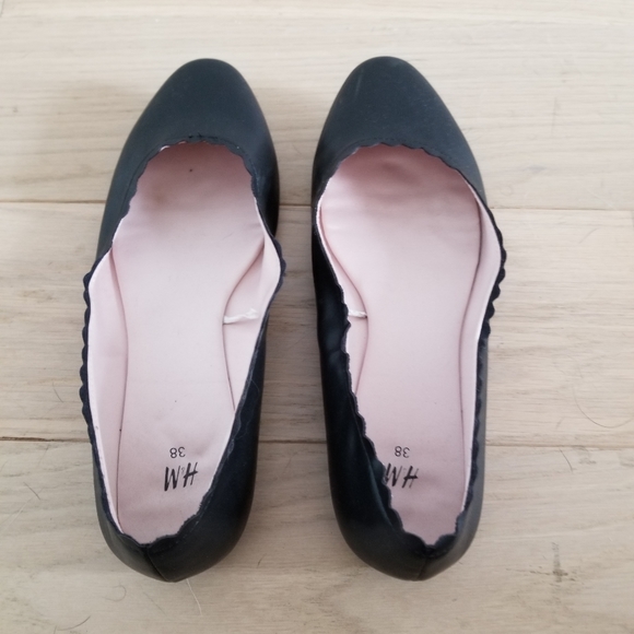 H&M Black Flat Shoes, Size UK5 US7.5 - Picture 2 of 3